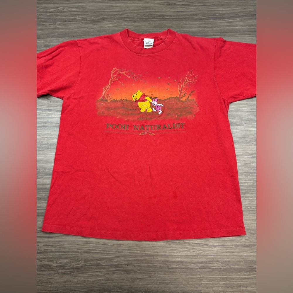 Vtg Disney Store Pooh Naturalist T-Shirt Sz L Red Piglet Single Stitch USA Made - Picture 3 of 11